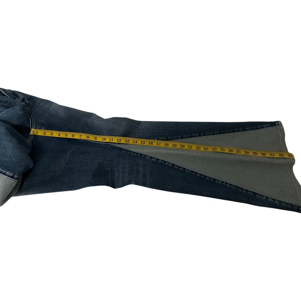 NWT Judy Blue Mid Rise Flare Jeans Contrast Panel Bell Bottoms Size 14W - Picture 7 of 16